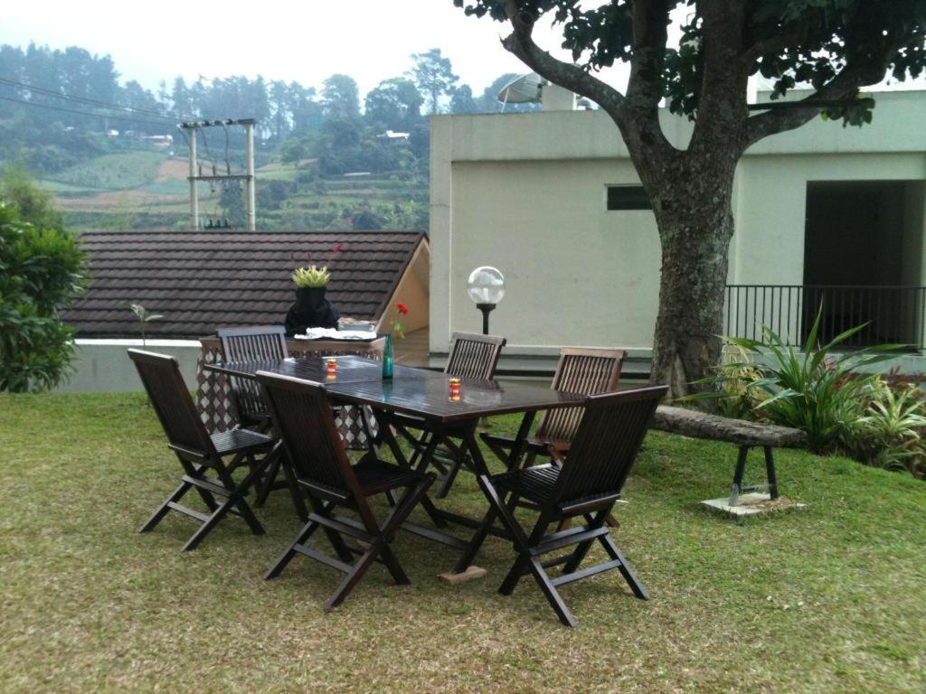 Casa Monte Rosa Puncak Exterior foto